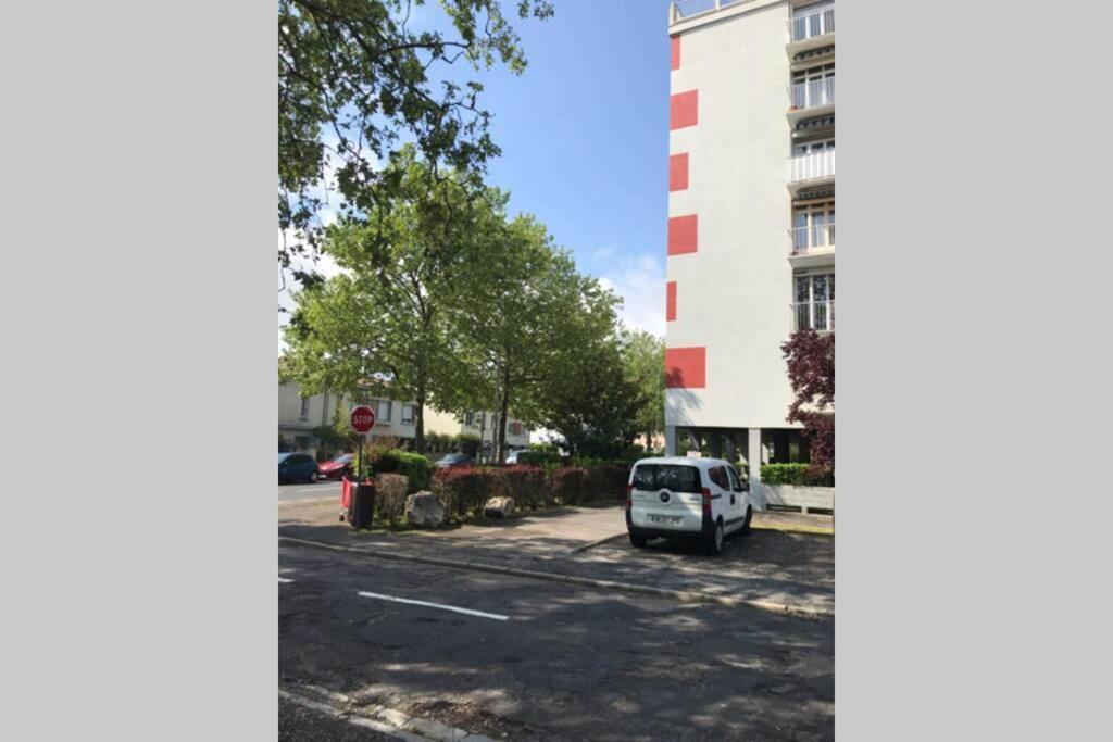 Bel Appartement Avec Vue Et Parking Prive Béziers Eksteriør bilde